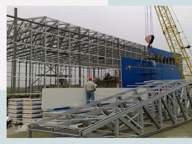 Строительство заводов в Медногорске